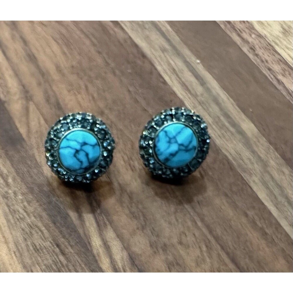 Chloe + Isabel Vintage Earrings